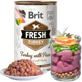Холистична консервирана храна за кучета Brit Fresh Turkey with Peas със 68% прясно пуешко месо, 4% елда и 4% грах